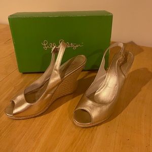 Lilly Pulitzer size 9.5 gold Wedges